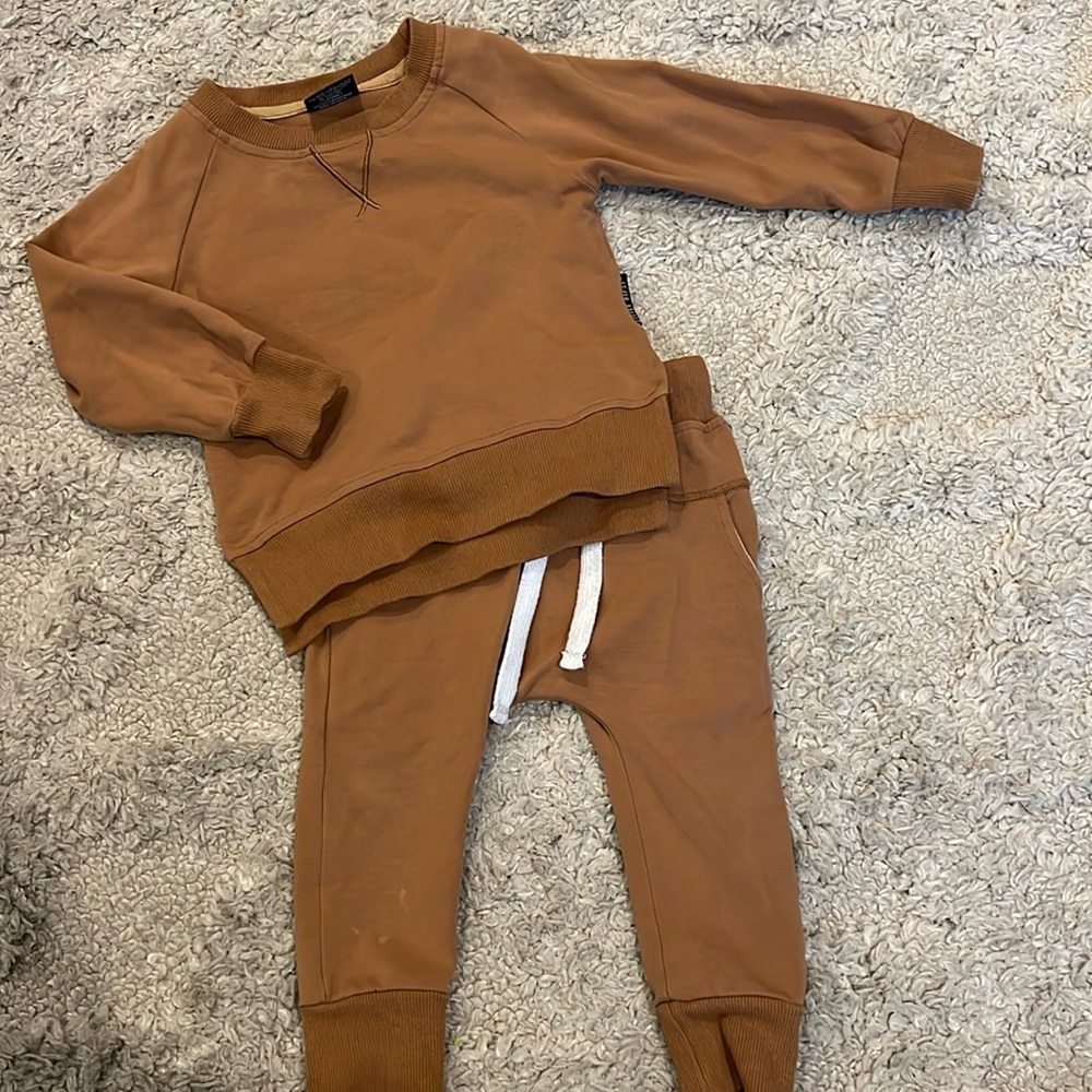 Gently worn Little Bipsy jogger set [12-18 mo]
